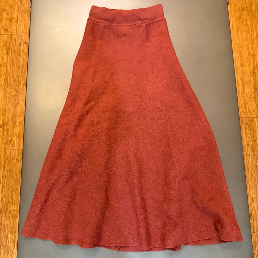 3/$10 πποΈ Rust Orange Skirt - Fits like an XS